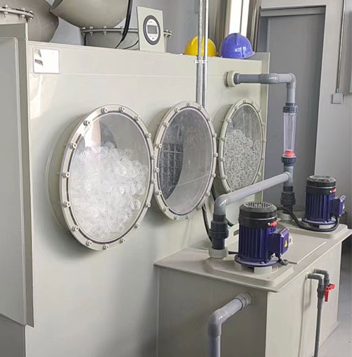 整套環(huán)保設(shè)備安裝現(xiàn)場