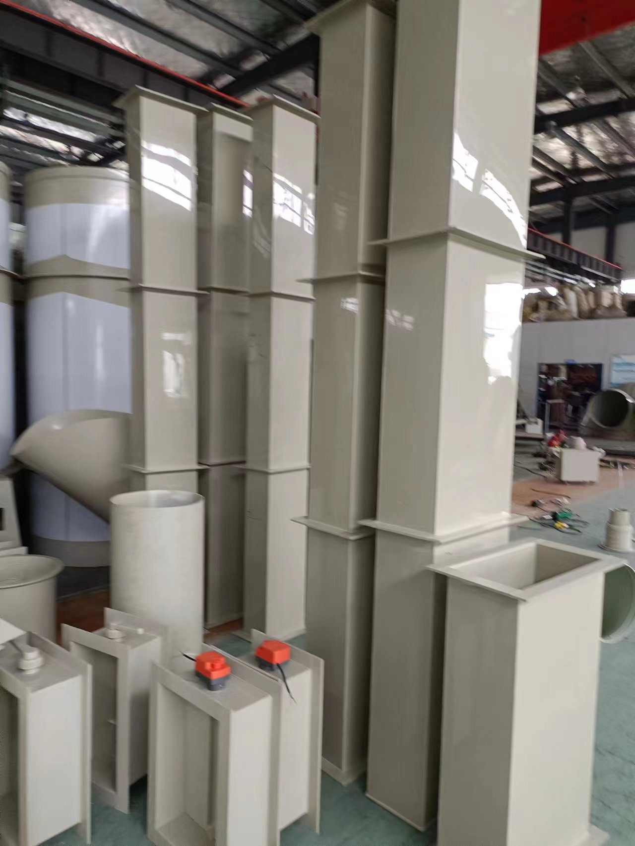 PP方形風(fēng)管和風(fēng)閥